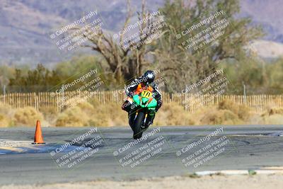 media/Jan-16-2022-CVMA (Sun) [[7f3d92989d]]/Race 3 Amateur Supersport Middleweight/